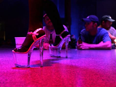 Strip-tease/Lapdance Trouver une prostituée Brantford
