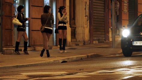 Trouver une prostituée Marquette lez Lille