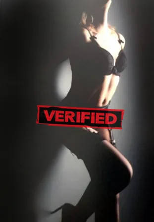 Britney muca Erotična masaža Hangha